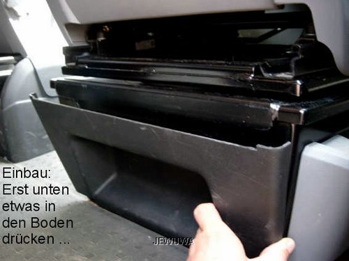 Einbau_der_angepassten_Abdeckung_(Teil_1).jpg